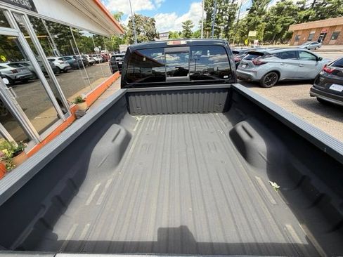 Used 2016 Ford F250 Lariat w/ Lariat Ultimate Package AWD/4WD image 9