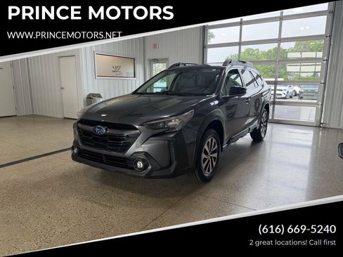 Used 2023 Subaru Outback Premium AWD/4WD image 1