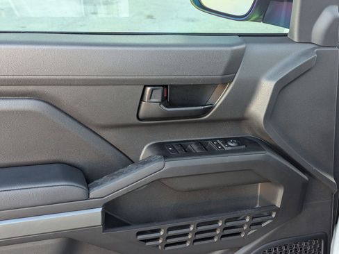 Used 2024 Toyota Tacoma image 12