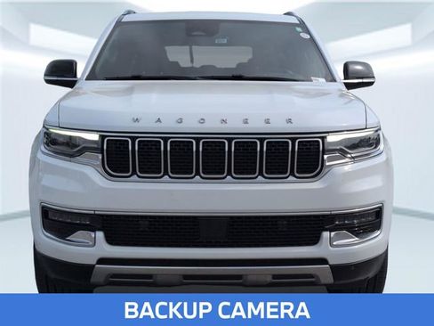 Used 2024 Jeep Wagoneer Series III image 10
