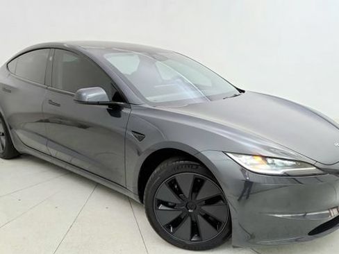 Used 2025 Tesla Model 3 Long Range RWD image 16