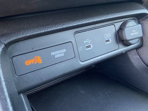 Certified 2025 Honda Civic Sport image 24