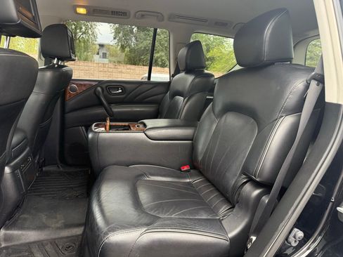 Used 2016 INFINITI QX80 2WD w/ Deluxe Technology Package image 9