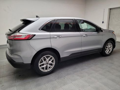 Used 2024 Ford Edge SEL image 10