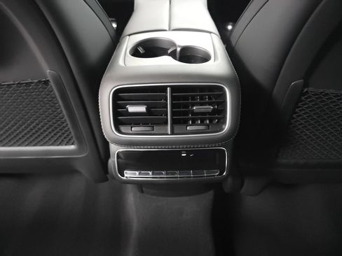 Used 2025 Mercedes-Benz GLS 450 4MATIC image 30