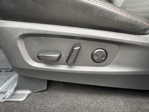 Used 2023 Nissan Pathfinder Rock Creek image 11