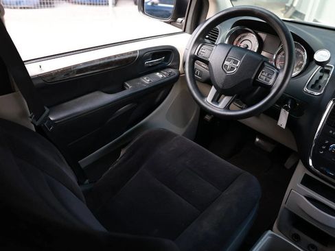 Used 2014 Dodge Grand Caravan SE w/ Quick Order Package 29E SE FWD image 37