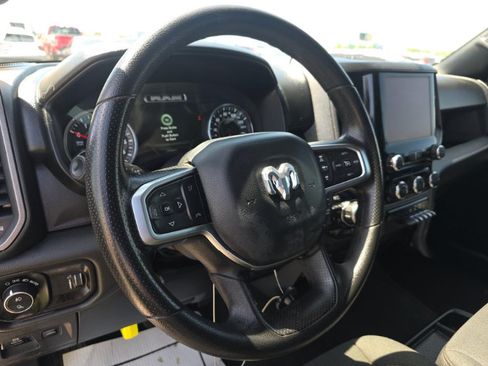 Used 2025 RAM 1500 Warlock AWD/4WD image 2