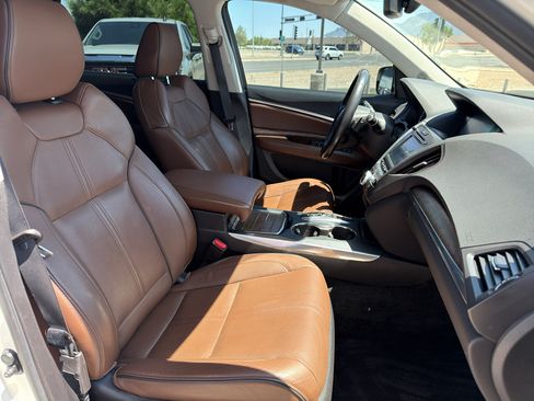 Used 2017 Acura MDX SH-AWD w/ Advance Package image 18