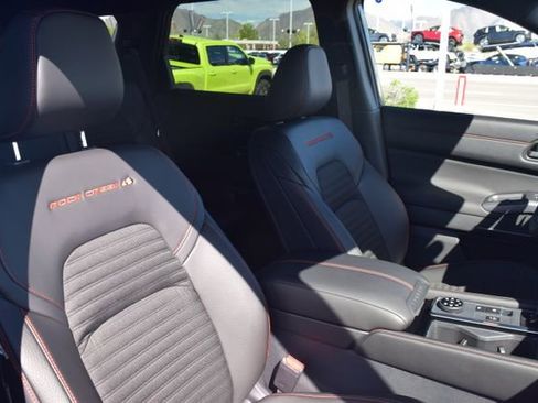 New 2026 Nissan Pathfinder Rock Creek image 16