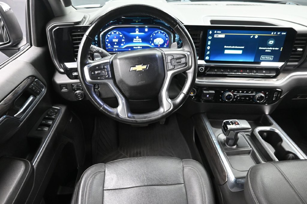 Used 2023 Chevrolet Silverado 1500 LTZ w/ Technology Package AWD/4WD image 12