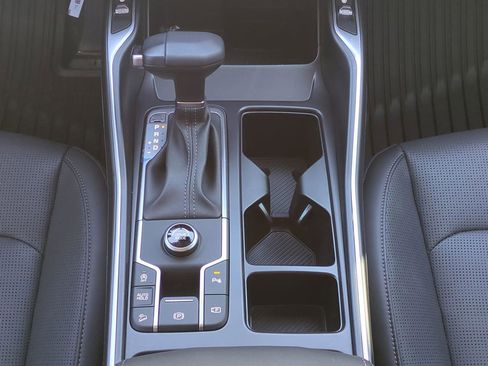 New 2026 Kia Sorento S w/ S Panoramic Sunroof Package image 17