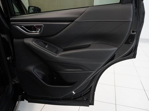 Used 2020 Subaru Forester Limited image 29