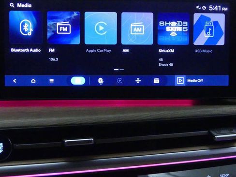 Used 2024 Hyundai Santa Fe Limited image 16