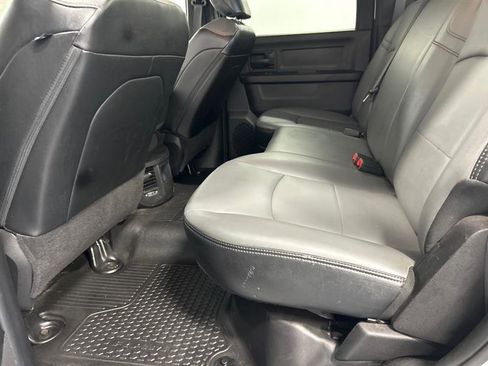 Used 2021 RAM 2500 Tradesman w/ Chrome Appearance Group image 16