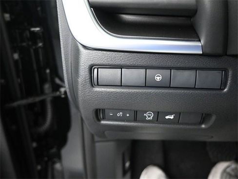 New 2026 Nissan Rogue SV w/ SV Premium Package image 27