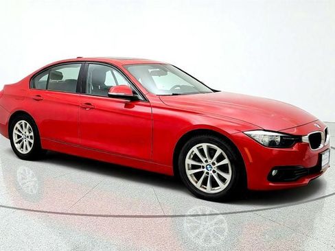 Used 2016 BMW 320i xDrive Sedan AWD/4WD image 3
