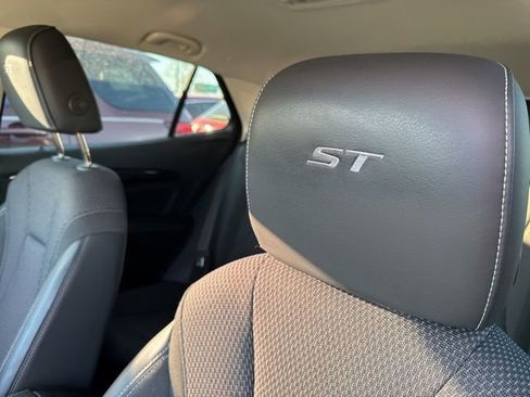 Used 2023 Buick Envision Preferred w/ Sport Touring Package image 2