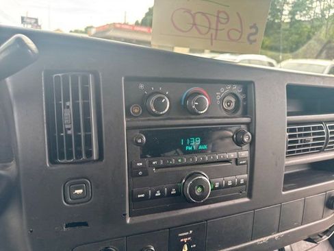 Used 2008 Chevrolet Express 3500 Extended Passenger w/ LT Preferred Equipment Group image 22