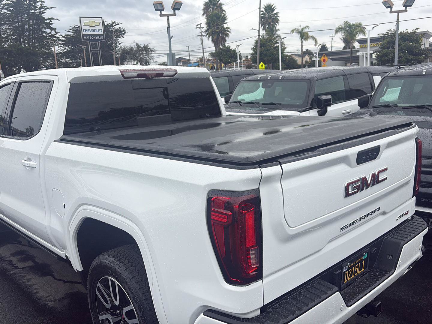 Used 2021 GMC Sierra 1500 AT4 w/ AT4 Premium Package AWD/4WD image 7