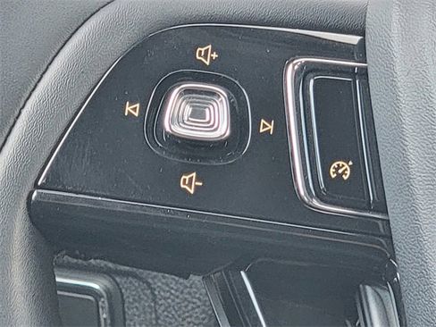 Certified 2022 Lincoln Corsair AWD w/ Equipment Group 101A image 33