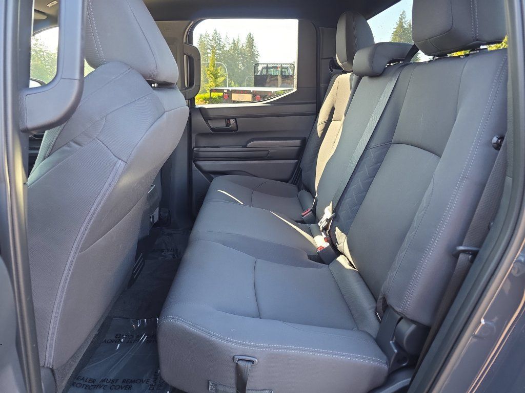 Used 2026 Toyota Tacoma SR5 AWD/4WD image 7