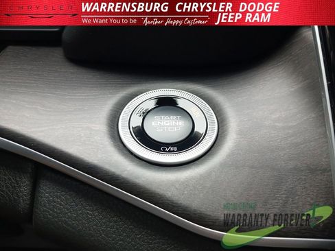 New 2025 Jeep Grand Cherokee L Limited w/ Luxury Tech Group II image 29