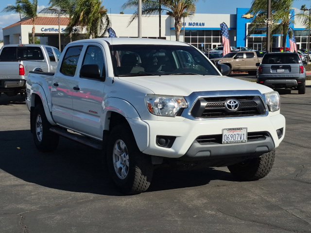 Used 2015 Toyota Tacoma PreRunner w/ SR5 Package RWD image 3