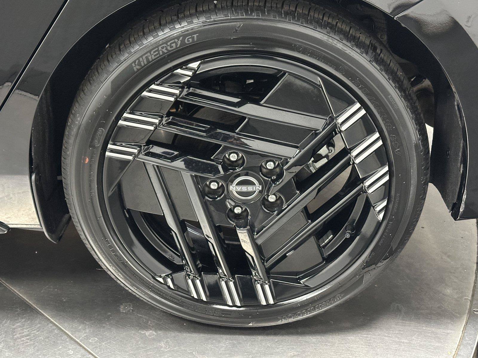 Used 2026 Nissan Sentra SR w/ Floor Mat Package FWD image 19