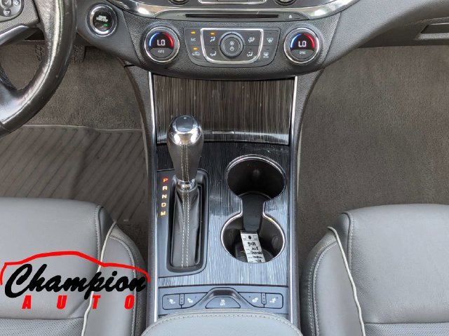 Used 2018 Chevrolet Impala Premier FWD image 21