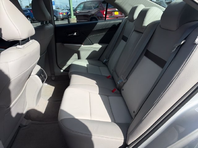 Used 2014 Toyota Camry XLE w/ Leather Package FWD image 25