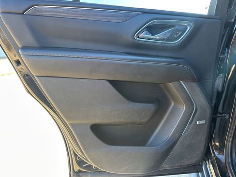 Used 2021 GMC Yukon SLT w/ SLT Luxury Plus Package image 30