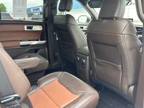 Certified 2022 Ford Explorer King Ranch w/ Class IV Trailer Tow Package AWD/4WD image 25