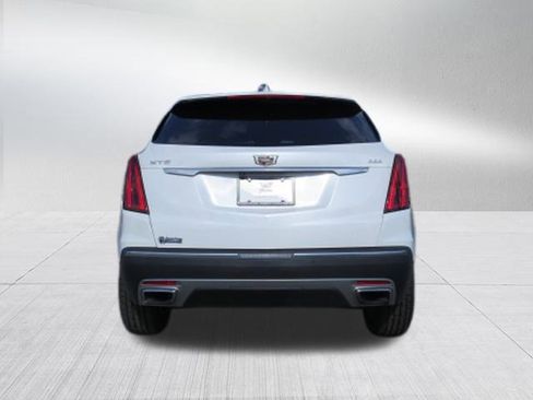 Certified 2023 Cadillac XT5 Premium Luxury w/ LPO, Floor Liner Package image 4