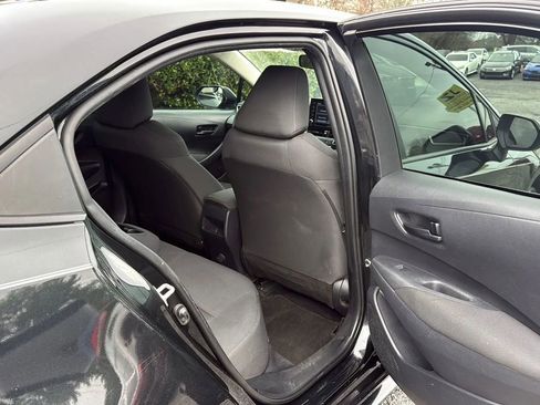 Used 2022 Toyota Corolla LE image 7