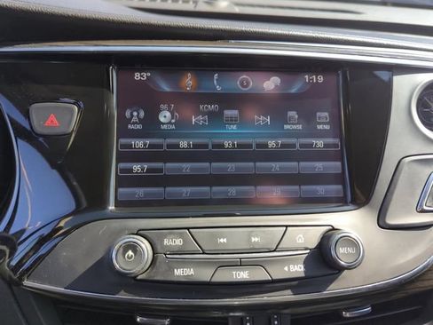 Used 2017 Buick Envision Essence AWD/4WD image 26