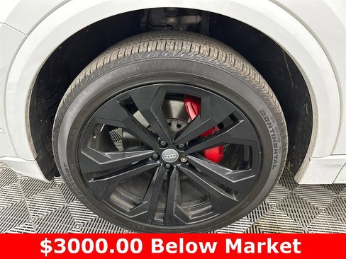 Used 2019 Audi Q8 Prestige image 13