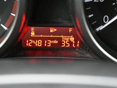 Used 2013 MAZDA MAZDA5 Sport FWD image 15
