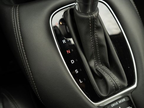 Certified 2023 Honda HR-V EX-L image 29