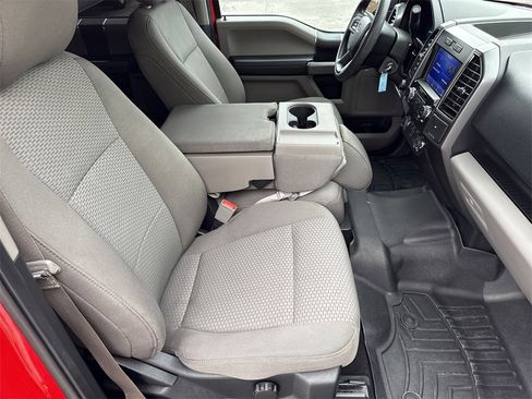 Used 2020 Ford F150 XLT image 41