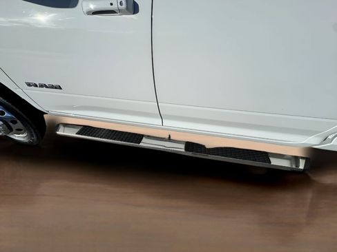 Used 2025 RAM 3500 Laramie image 33