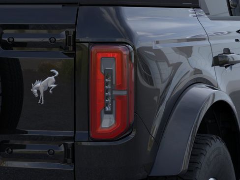 New 2025 Ford Bronco Outer Banks AWD/4WD image 26