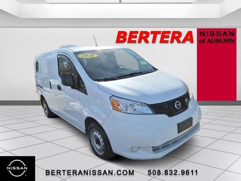 Used 2021 Nissan NV200 S w/ Back Door Glass Package image 5
