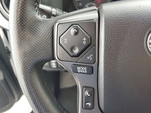 Used 2021 Toyota Tacoma TRD Off-Road image 22