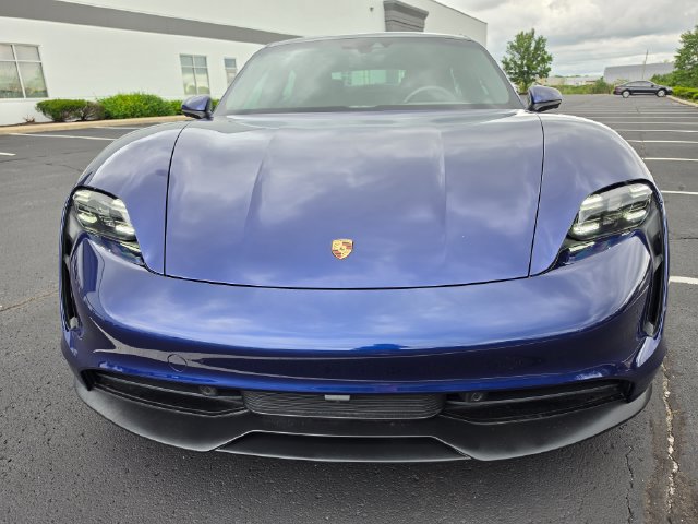 Used 2021 Porsche Taycan RWD image 16