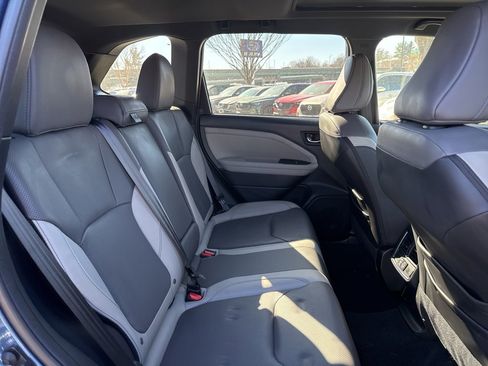 Used 2025 Subaru Forester Limited image 30
