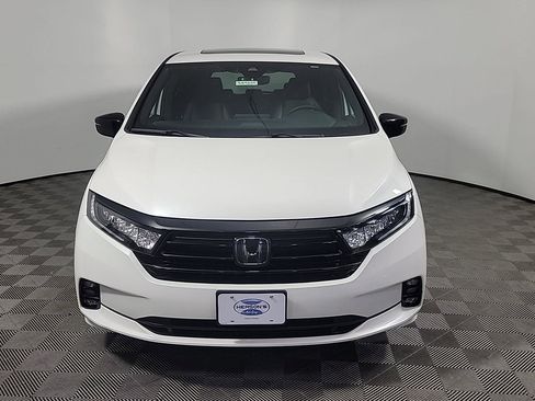 Certified 2023 Honda Odyssey Sport image 13