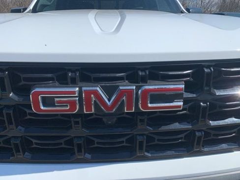 New 2026 GMC Canyon Elevation w/ Convenience Package AWD/4WD image 10
