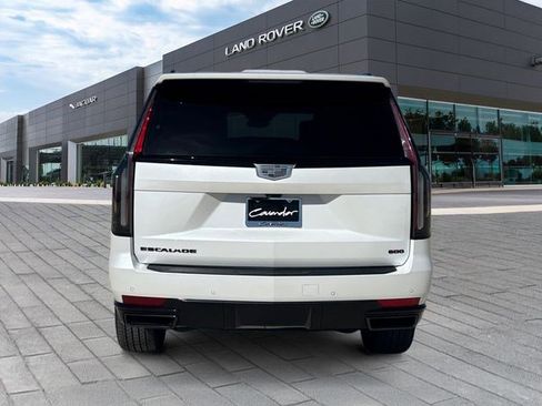 Used 2024 Cadillac Escalade Sport Platinum w/ LPO, ONYX Package image 4