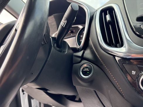 Used 2022 Chevrolet Equinox Premier image 51